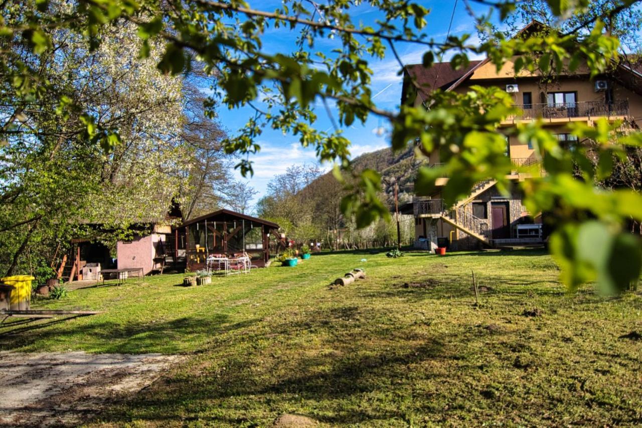 Motel Seaca Călimăneşti Eksteriør bilde